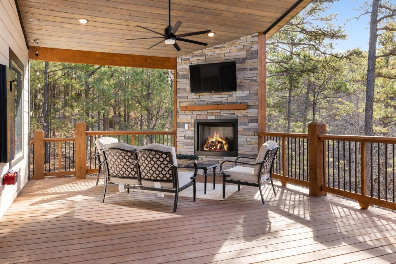 New Luxury Cabin, Hot Tub, Forest Views,Hotel Style Amenities 브로큰보우 외부 사진
