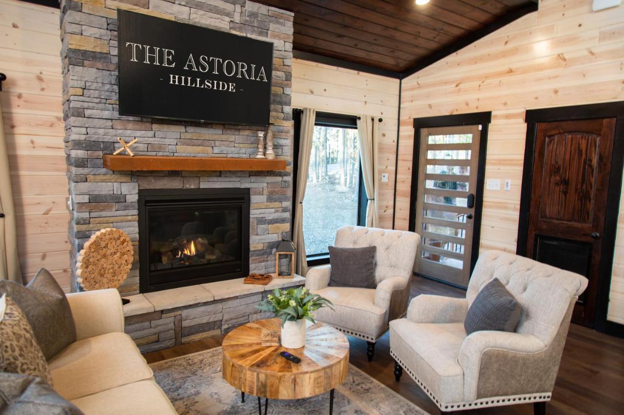 New Luxury Cabin, Hot Tub, Forest Views,Hotel Style Amenities 브로큰보우 외부 사진