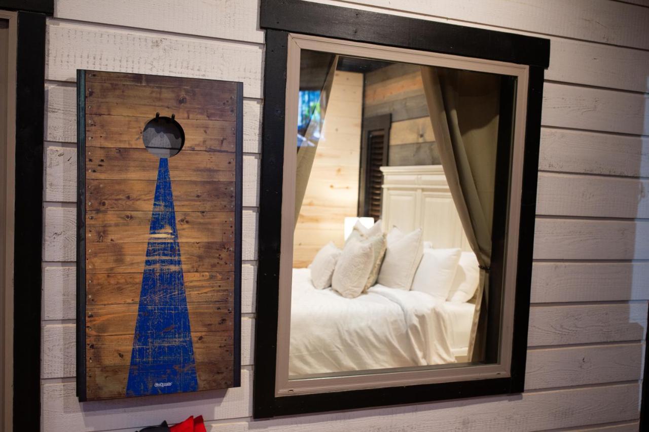 New Luxury Cabin, Hot Tub, Forest Views,Hotel Style Amenities 브로큰보우 외부 사진